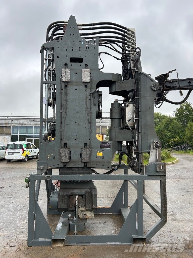 Liebherr LV36 Вибропогружатели