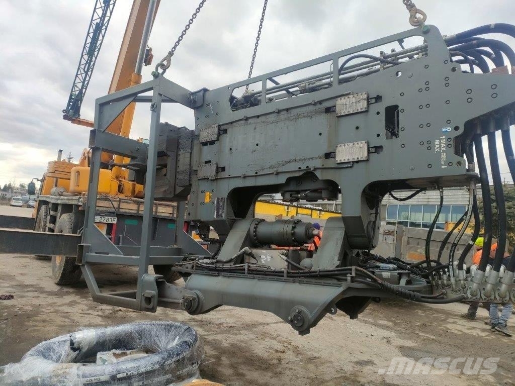 Liebherr LV36 Вибропогружатели
