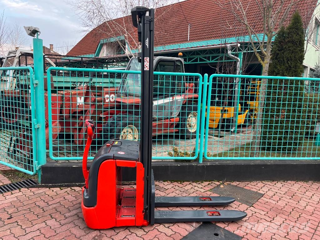 Linde L 14 V-3816 OB 보행식 리치 지게차