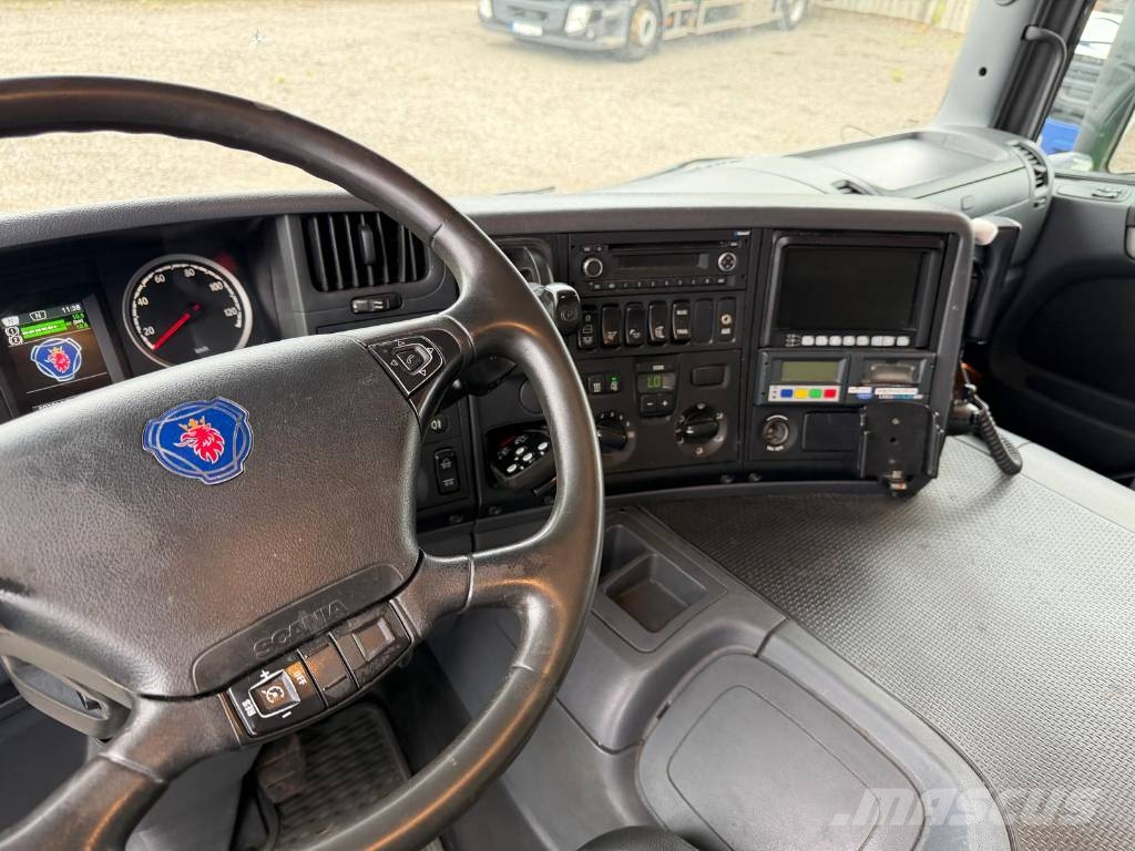 Scania P340 LB6X2*4HNB Serie 6021 Isotermos y frigoríficos