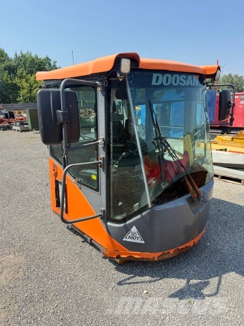 Doosan DL 300-5 USED CAB Cabina