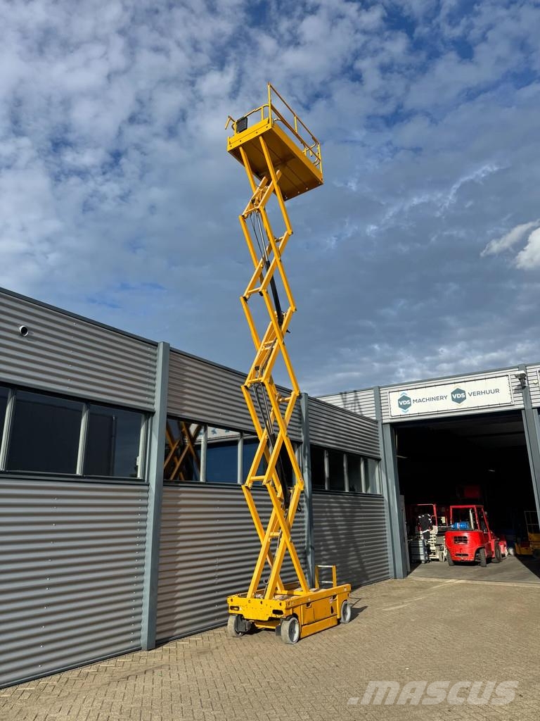 Haulotte Compact 12 Hoogwerker Schaarhoogwerker Schaarlift Saxliftar