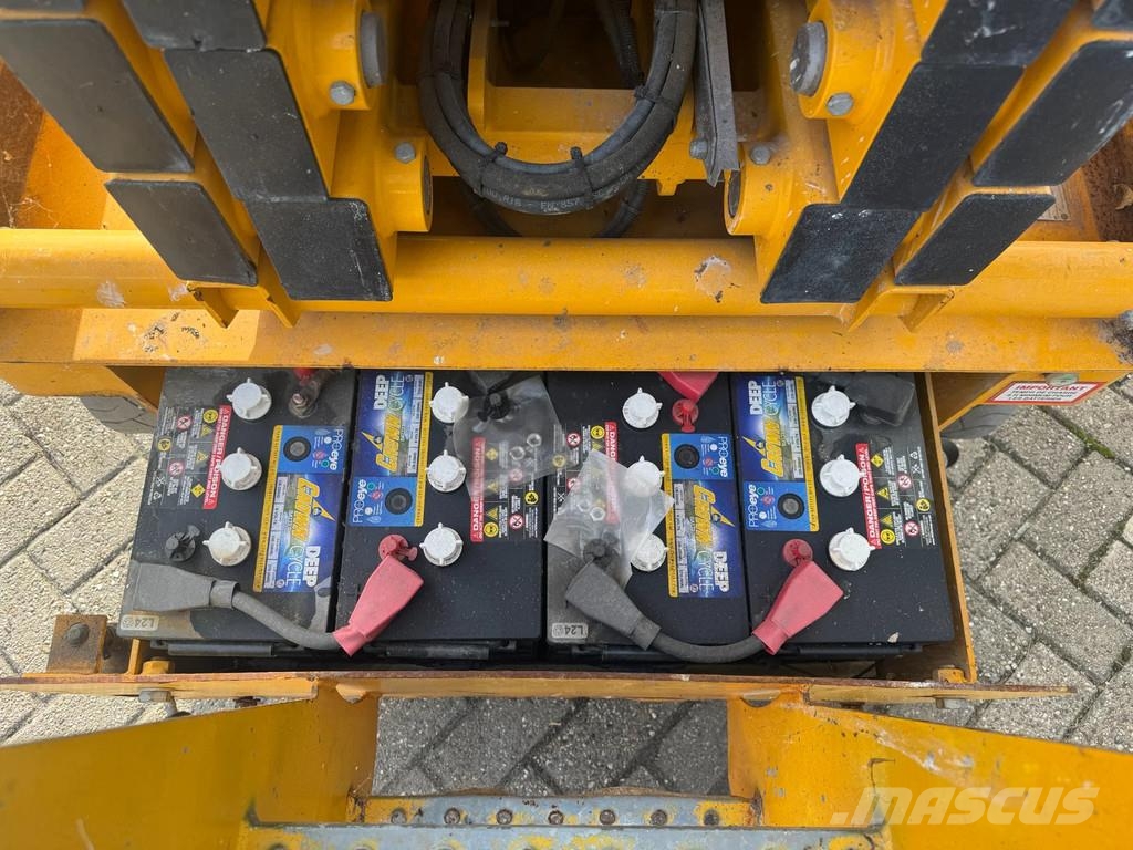 Haulotte Compact 12 Hoogwerker Schaarhoogwerker Schaarlift Saxliftar