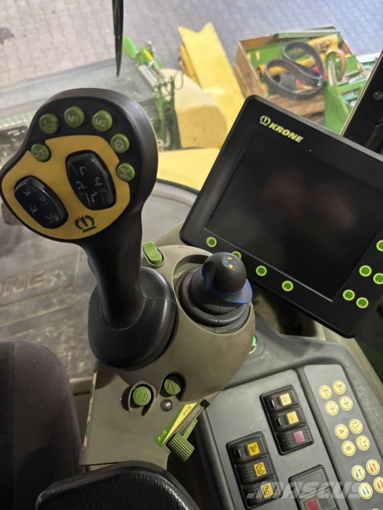Krone Big X 700 OptiMaize علافات ذاتية الدفع