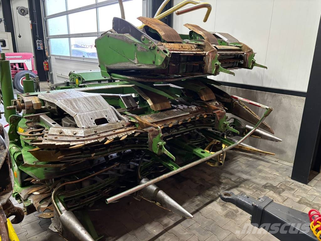 Krone Big X 700 OptiMaize علافات ذاتية الدفع