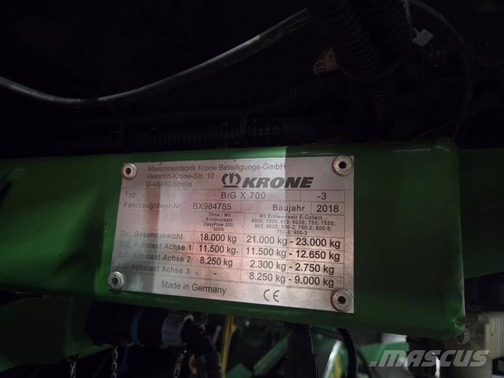 Krone Big X 700 OptiMaize علافات ذاتية الدفع
