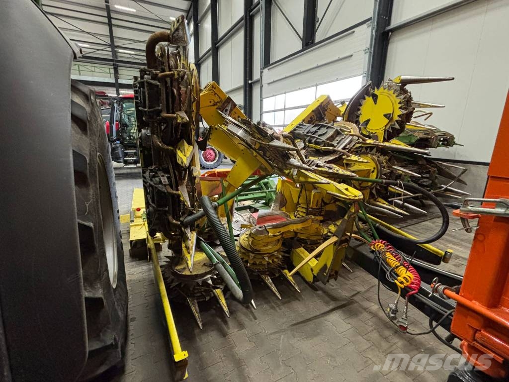 Krone Big X 700 OptiMaize علافات ذاتية الدفع