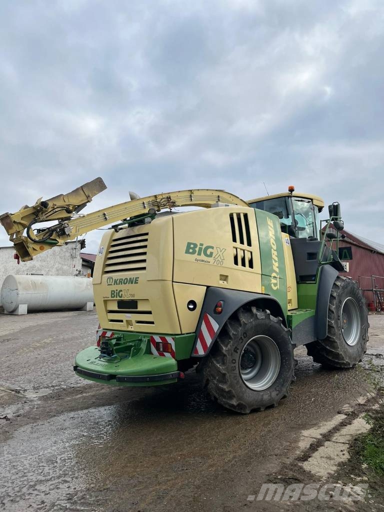 Krone Big X 700 OptiMaize علافات ذاتية الدفع