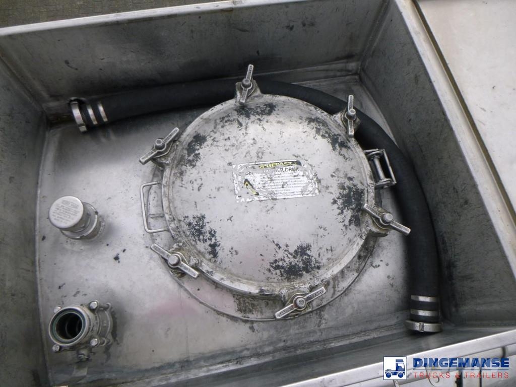 Van Hool Chemical tank inox 30 m3 / 1 comp Cisternové návesy