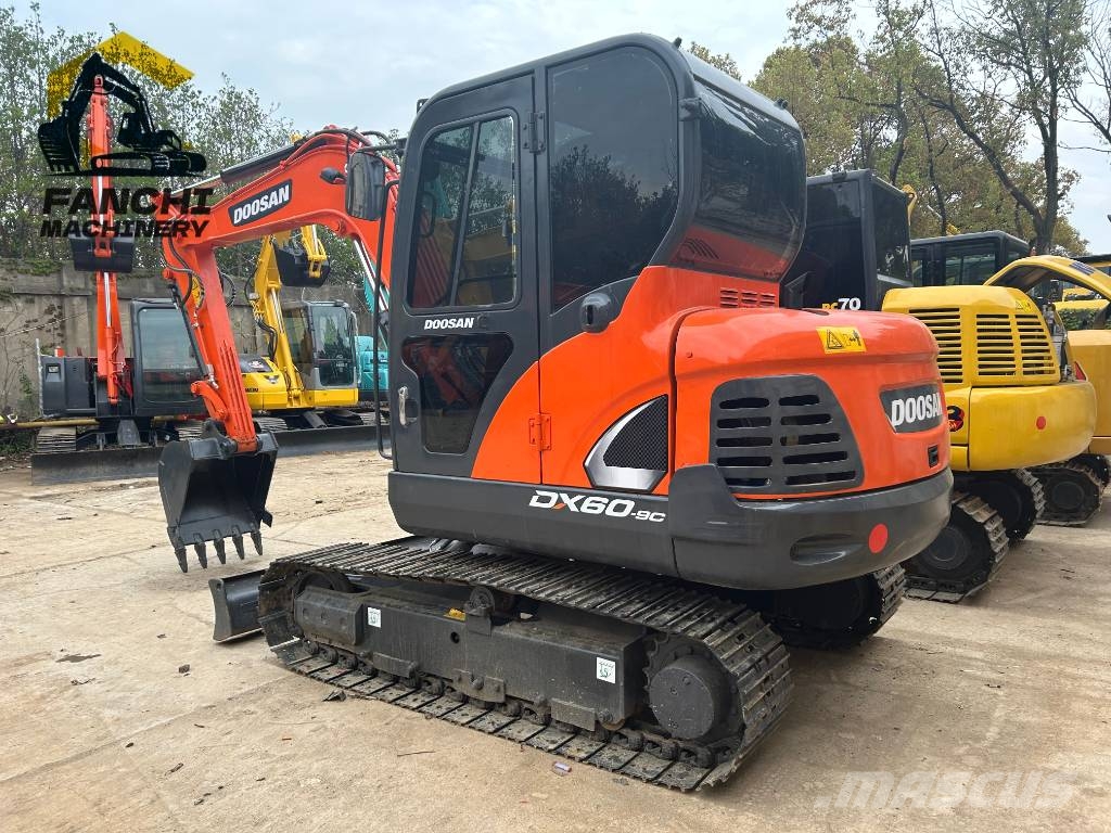 Doosan DX 60-9 C Rupsgraafmachines