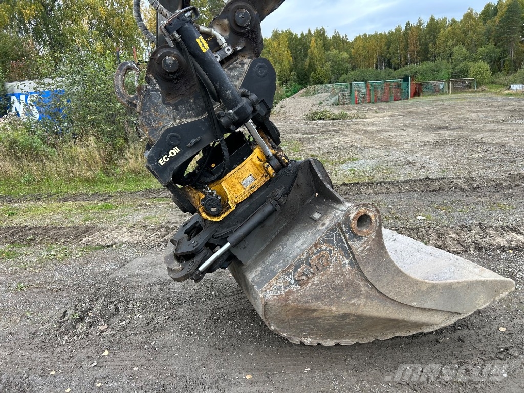 Hyundai HX 300 AL Kāpurķēžu ekskavatori