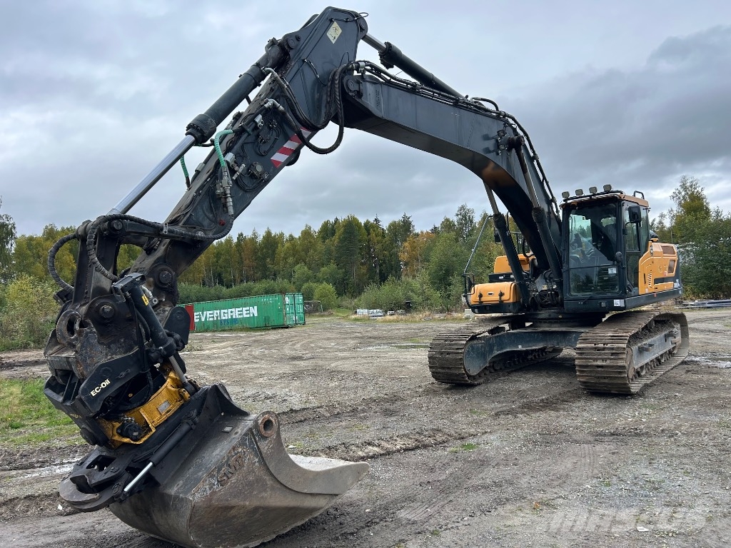 Hyundai HX 300 AL Kāpurķēžu ekskavatori