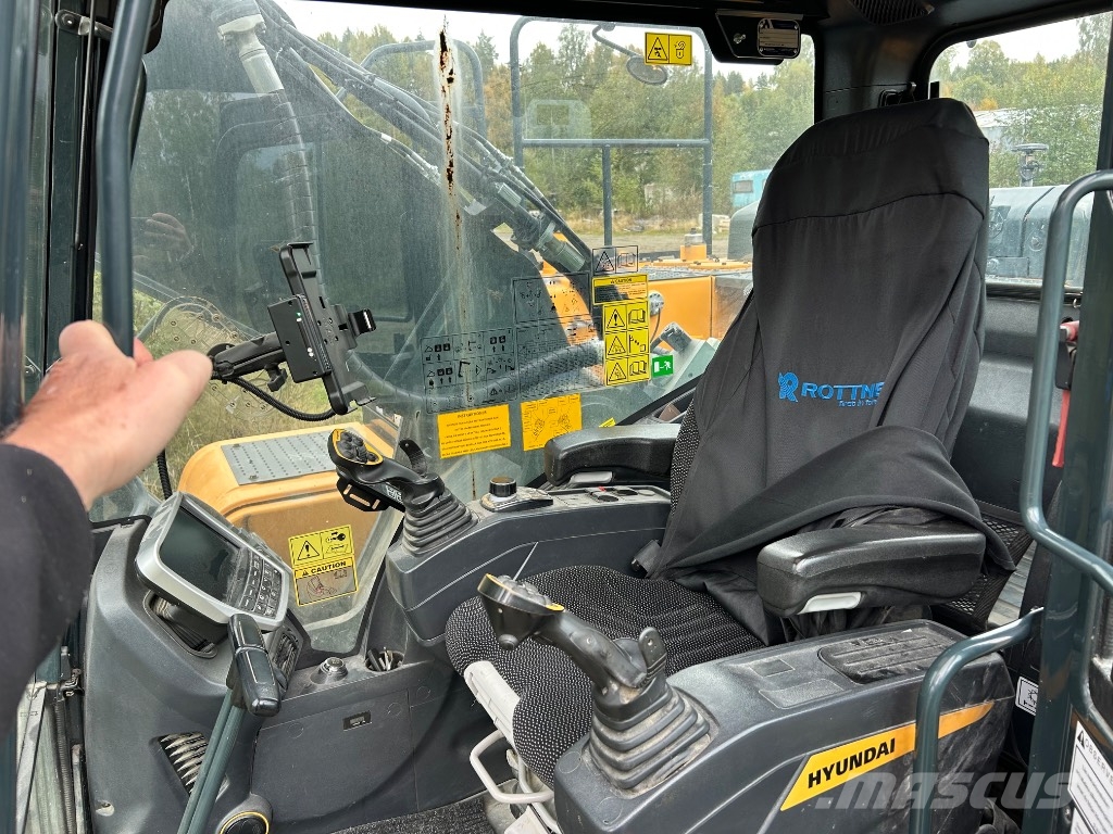 Hyundai HX 300 AL Kāpurķēžu ekskavatori
