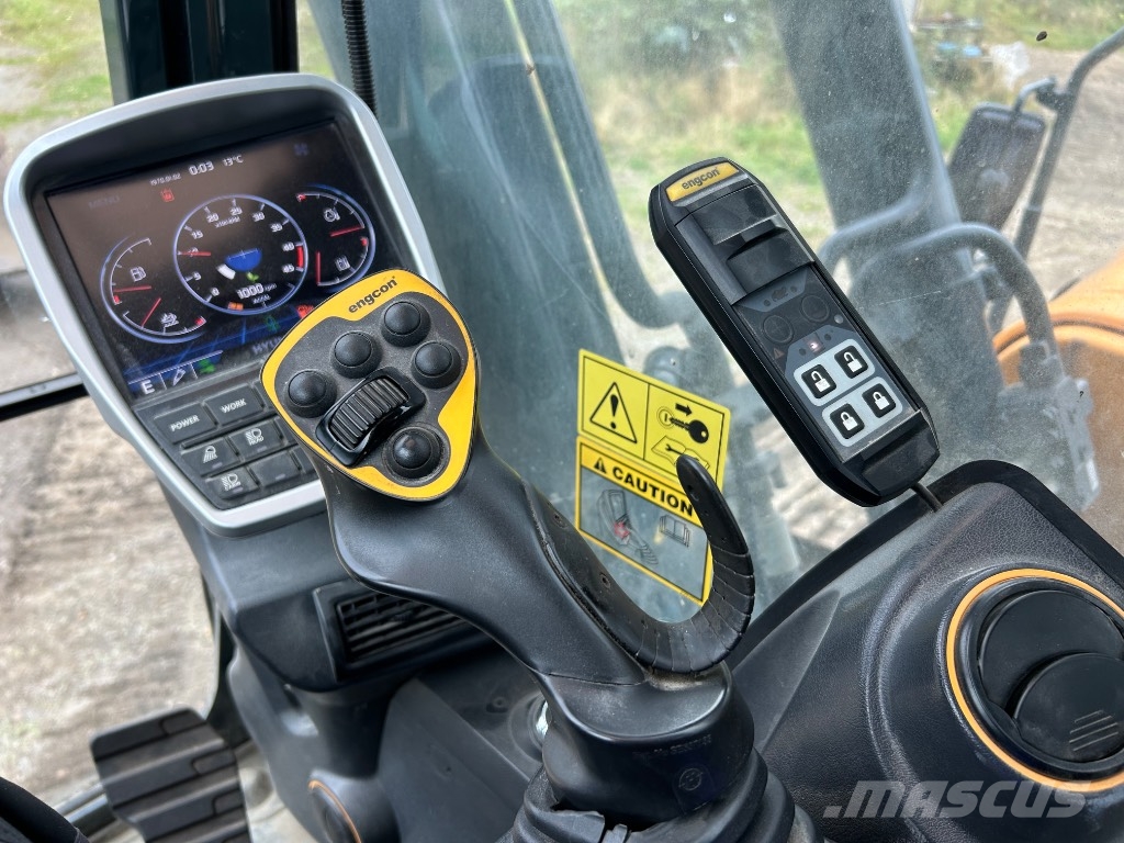Hyundai HX 300 AL Kāpurķēžu ekskavatori