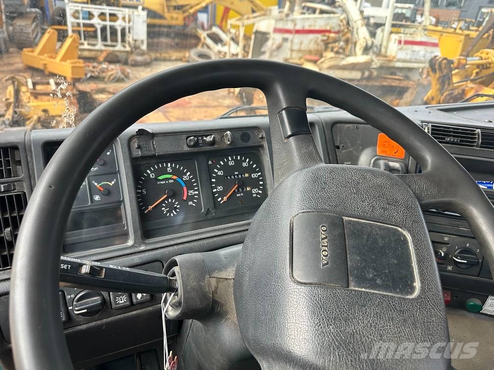 Volvo terberg fm1350 water well drill 500m mudpump Verticale Boorinstallaties