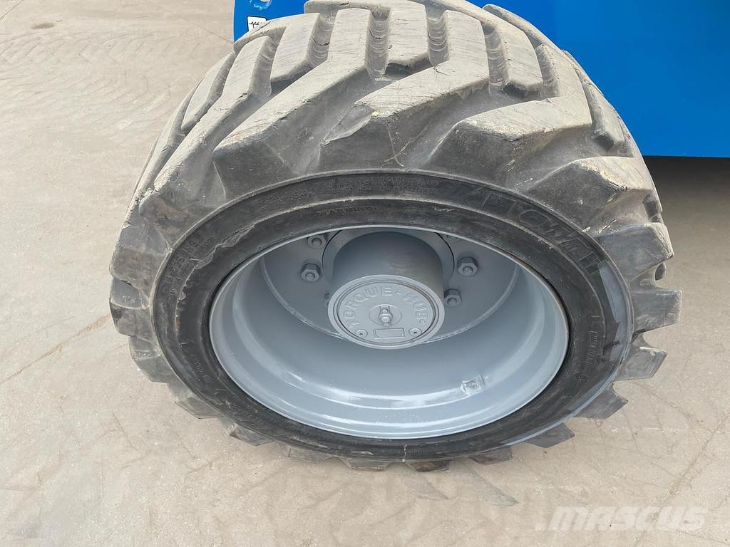 Genie Z80-60 Plataformas con brazo de elevación manual