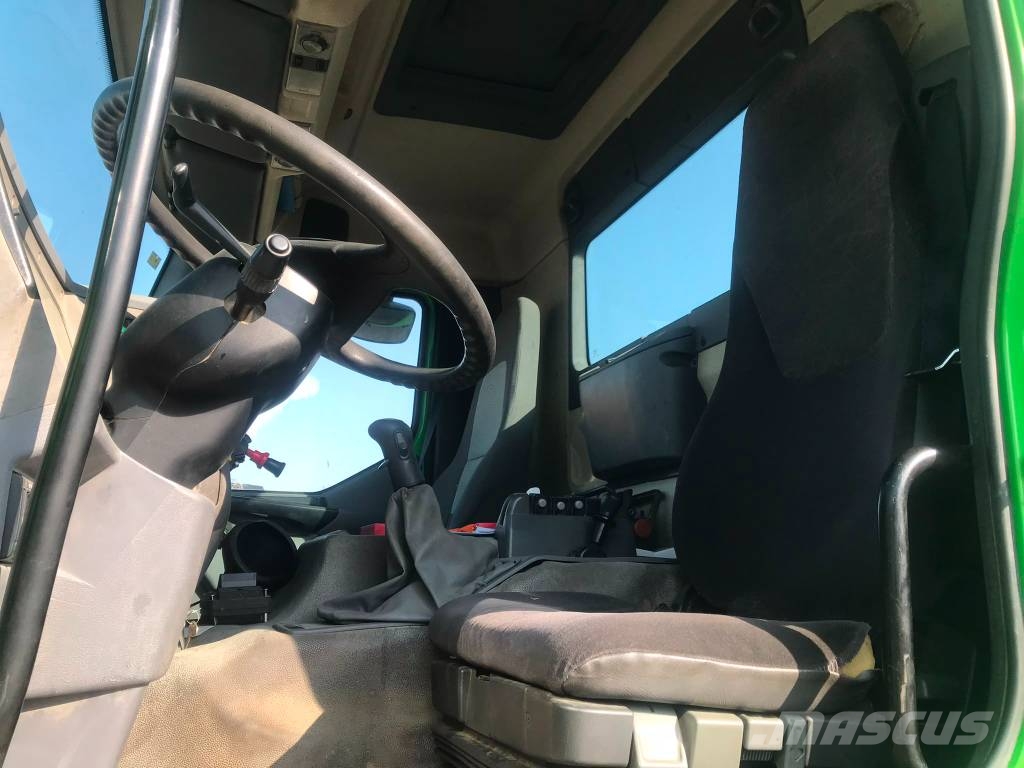 Renault Kerax 370.26 Camiones grúa