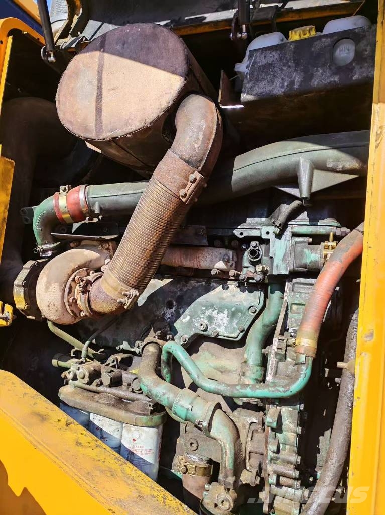 Volvo L 220 F Radlader