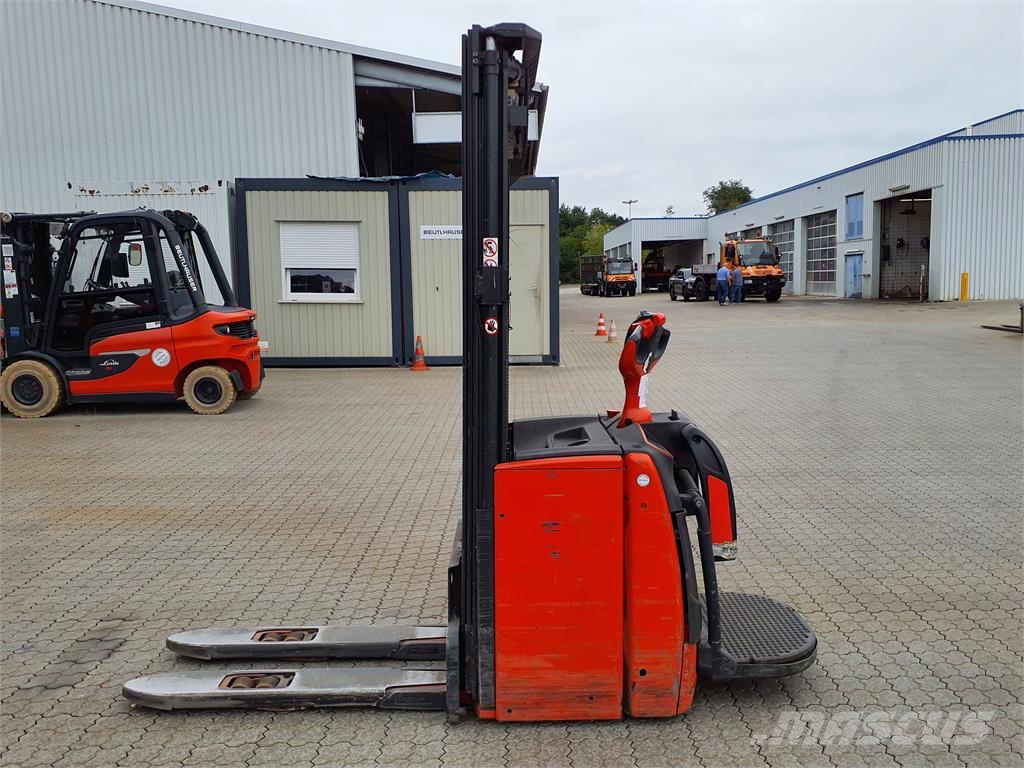 Linde L14AP Stand-in stackers