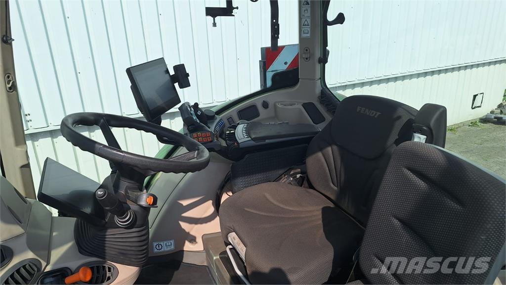Fendt 724 Vario Gen6 Profi+ Setting2 Трактори