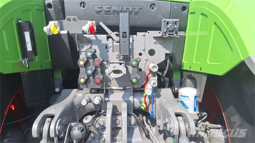 Fendt 724 Vario Gen6 Profi+ Setting2 Трактори