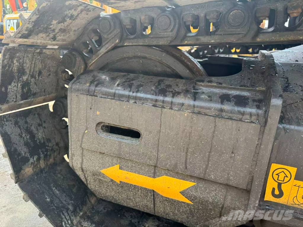 Hitachi ZX 200 Bageri guseničari