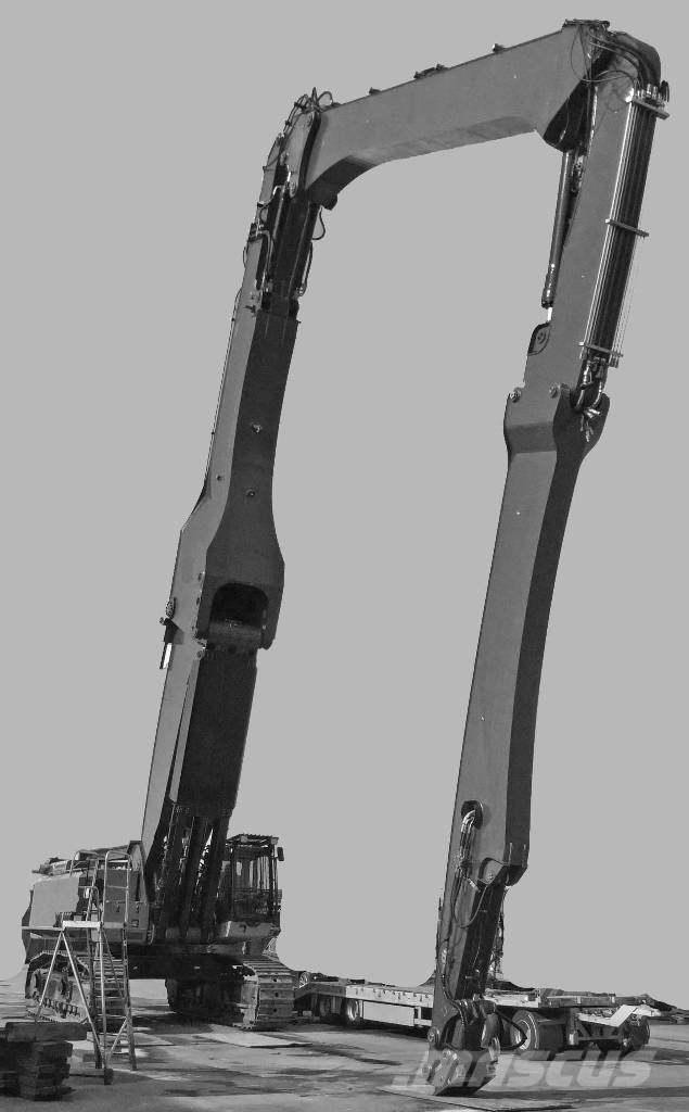 CAT 390 D L Griovimo ekskavatoriai