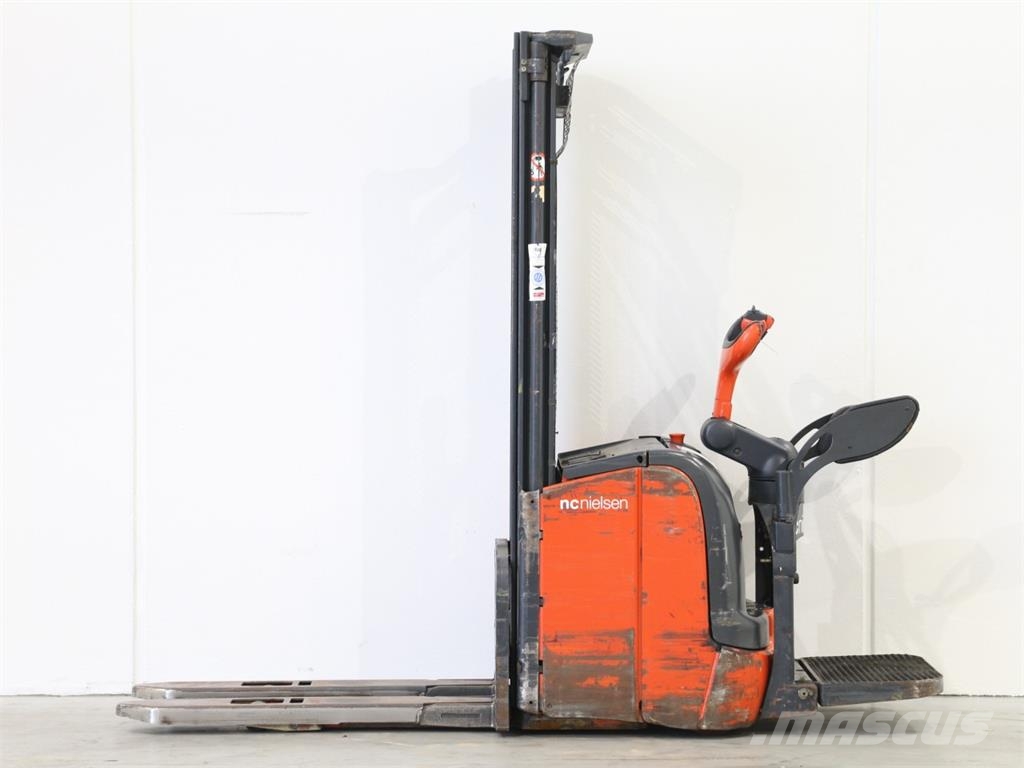 Linde L14API/372 Παλετοφόρα πεζού χειριστή με ιστό