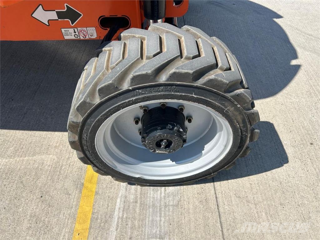JLG 450AJ (8326) Kloubové plošiny