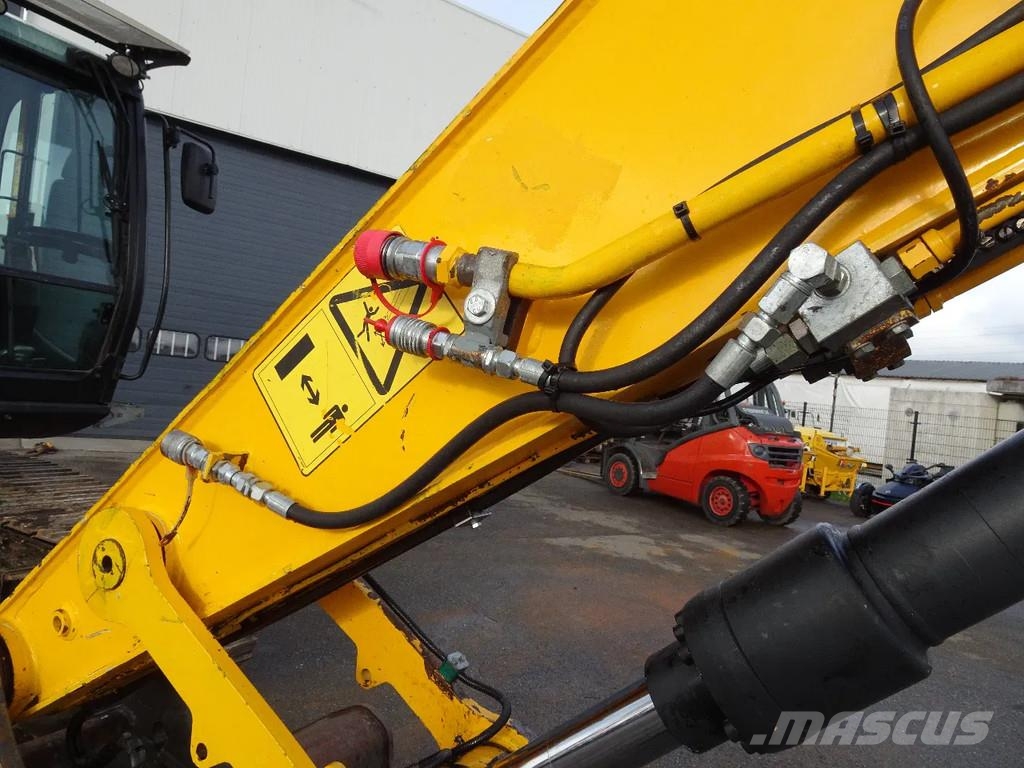 JCB JS190LC-4 Escavadeiras de esteiras