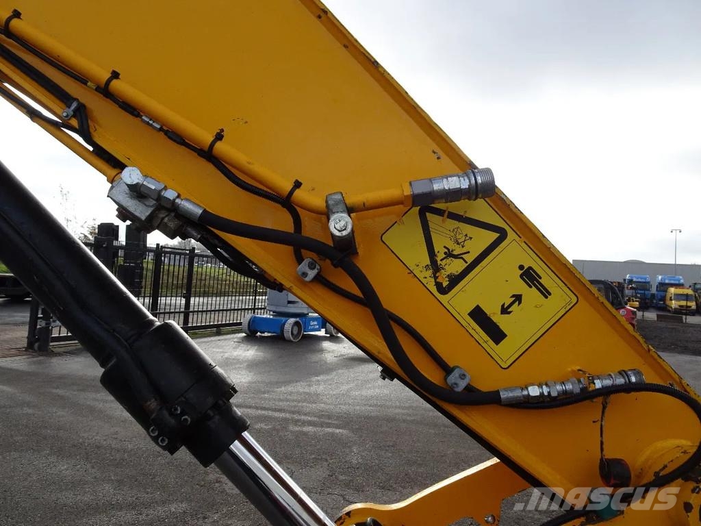 JCB JS190LC-4 Escavadeiras de esteiras