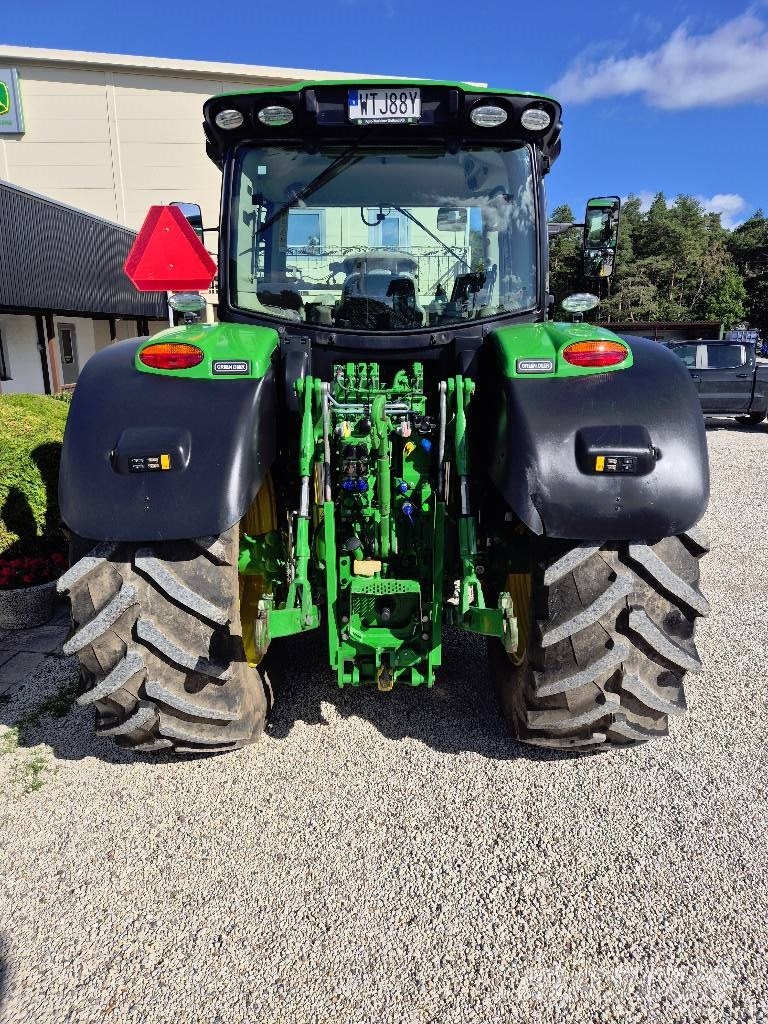John Deere 6155R Traktoren