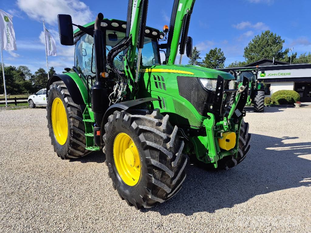John Deere 6155R Traktoren