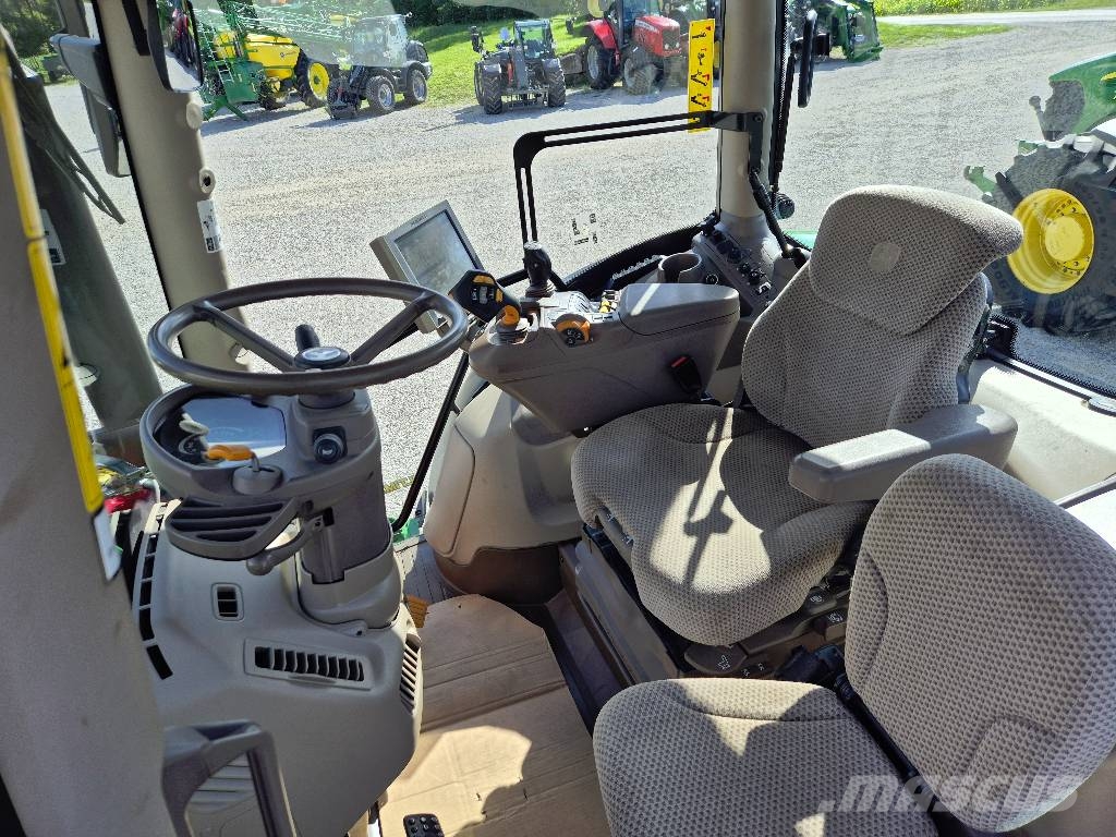 John Deere 6155R Traktoren