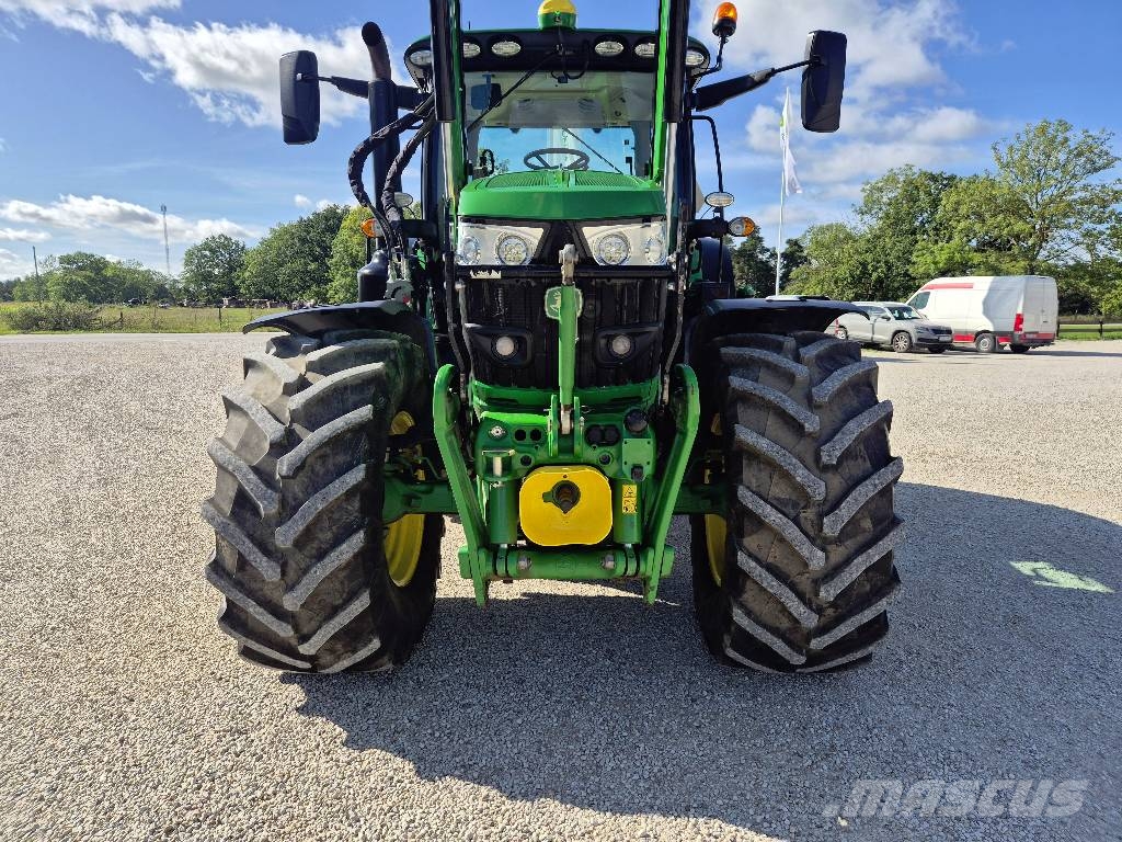 John Deere 6155R Traktoren