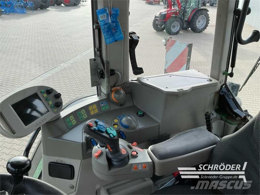 Fendt 820 VARIO TMS Трактори