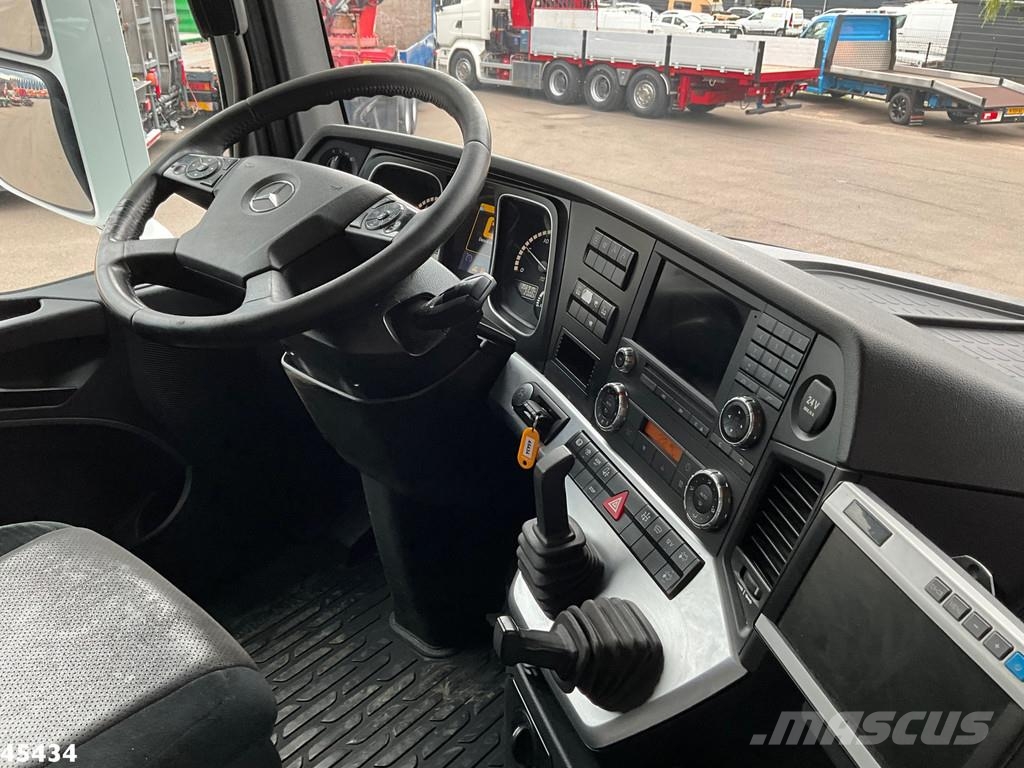 Mercedes-Benz Arocs 3251 8x4 Euro 6 Retarder HMF 85 Tonmeter laa 全路面起重機/吊車