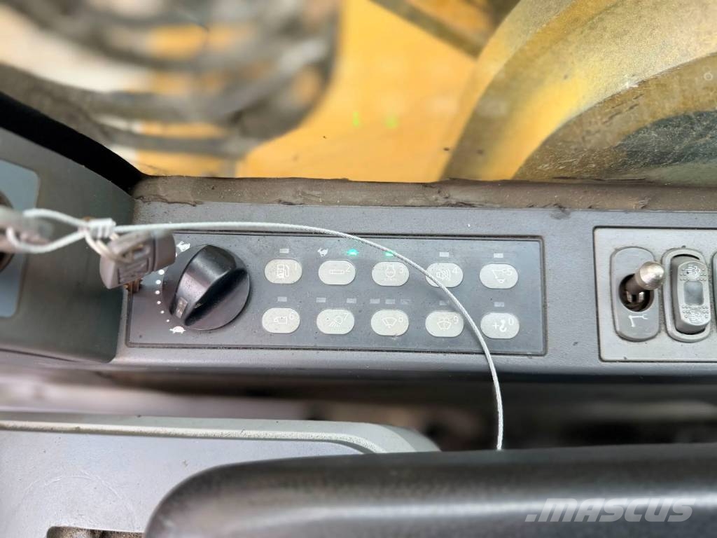 CAT 336F L Vikšriniai ekskavatoriai