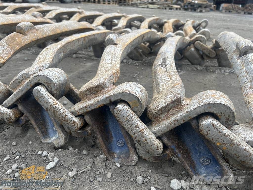 XL Traction Multigrip HD 750/55x26,5 Used/Beg Lánctalpak, láncok és futóművek