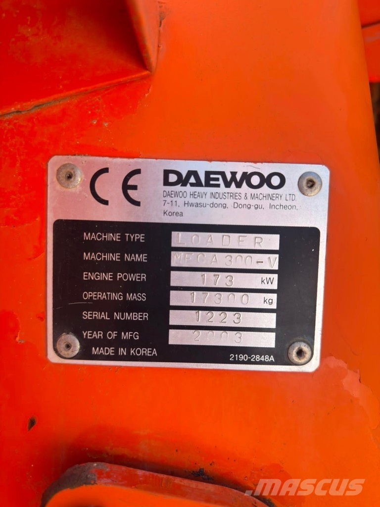 Daewoo Mega 300 V Læssemaskiner på hjul