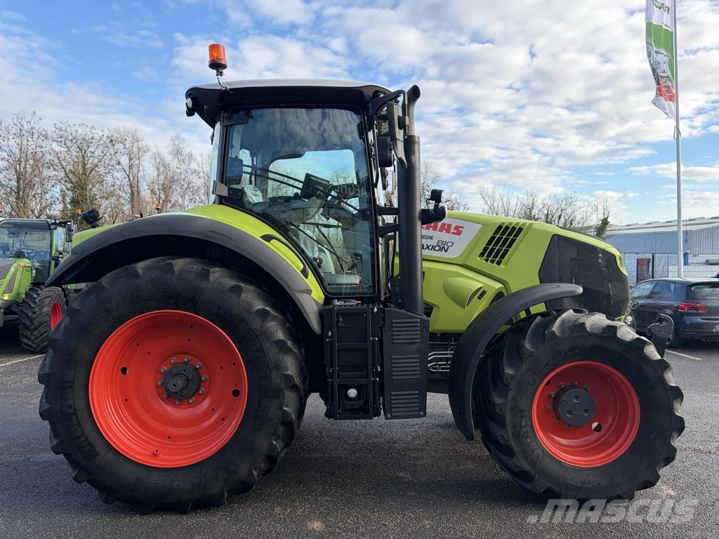 CLAAS Axion 810 CEBIS Trattori