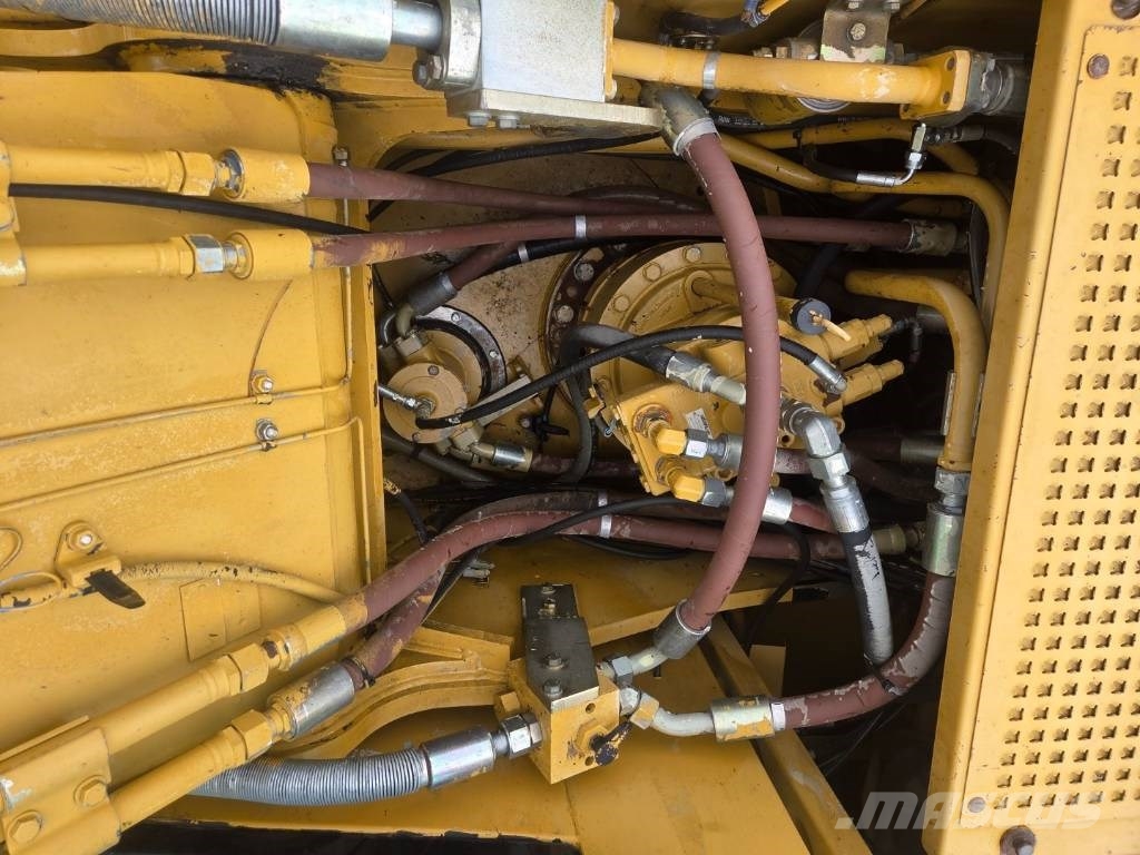 CAT 322 B LN Lánctalpas kotrók