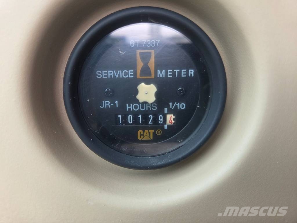 CAT 322 B LN Lánctalpas kotrók