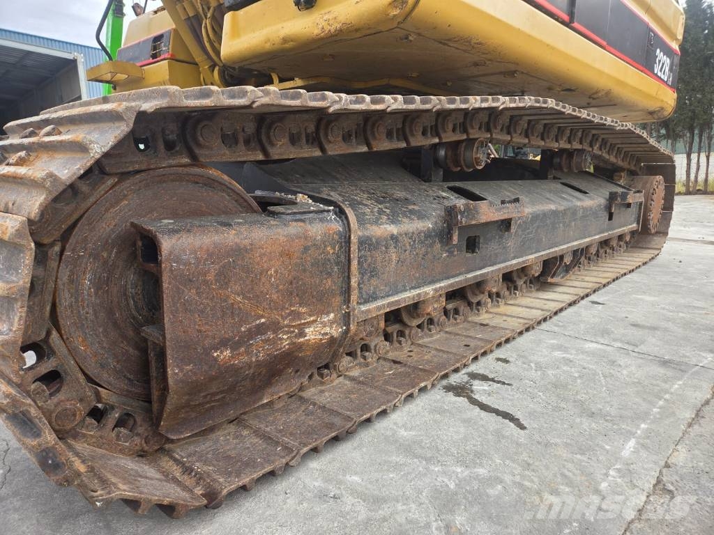 CAT 322 B LN Lánctalpas kotrók