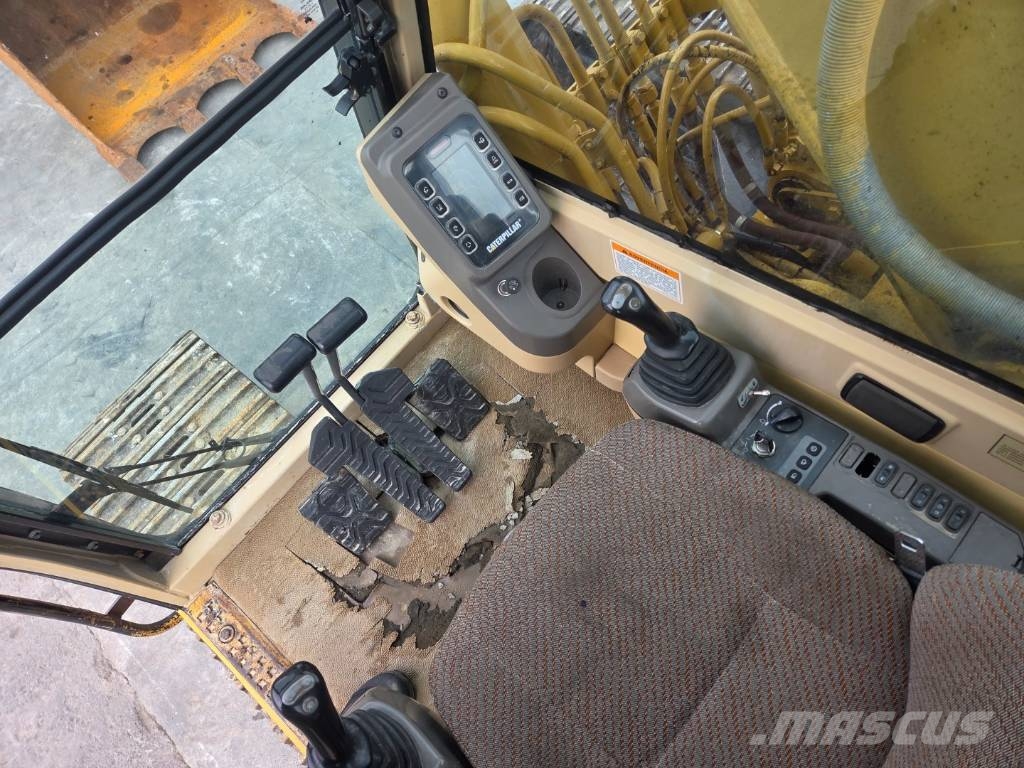 CAT 322 B LN Lánctalpas kotrók