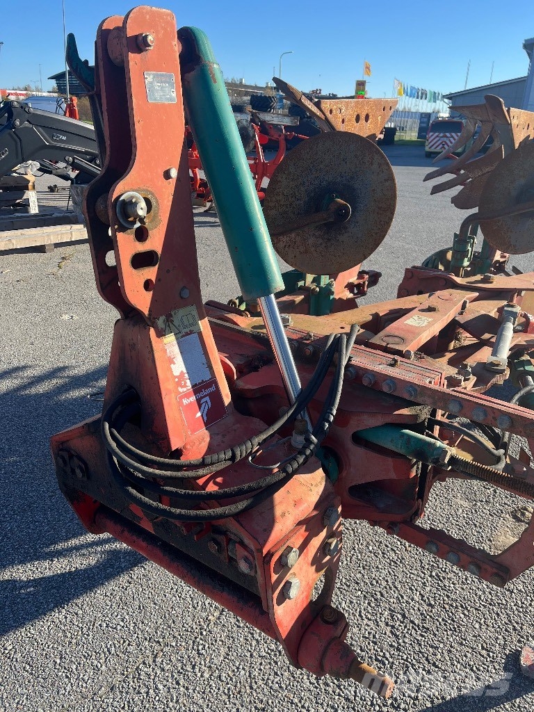 Kverneland EG100-300-30 Paluuaurat