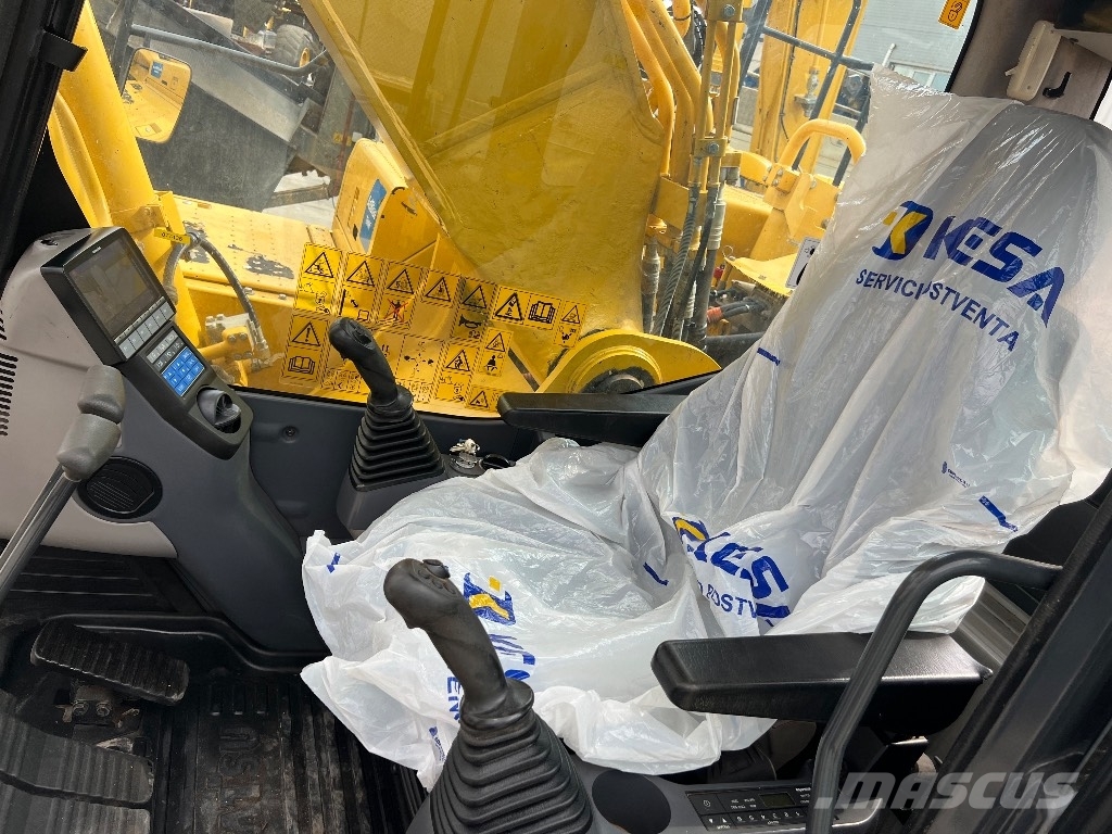 Komatsu HB365 LC-3 Pelle sur chenilles