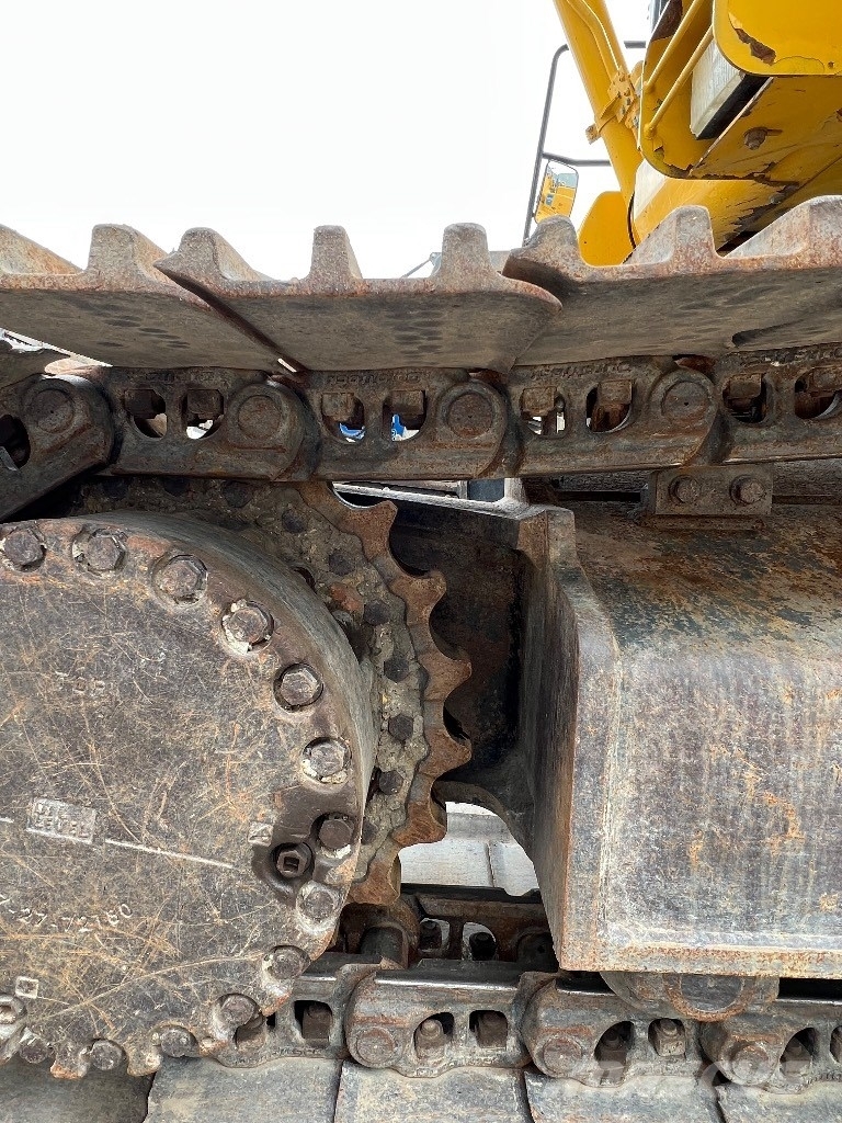 Komatsu HB365 LC-3 Pelle sur chenilles