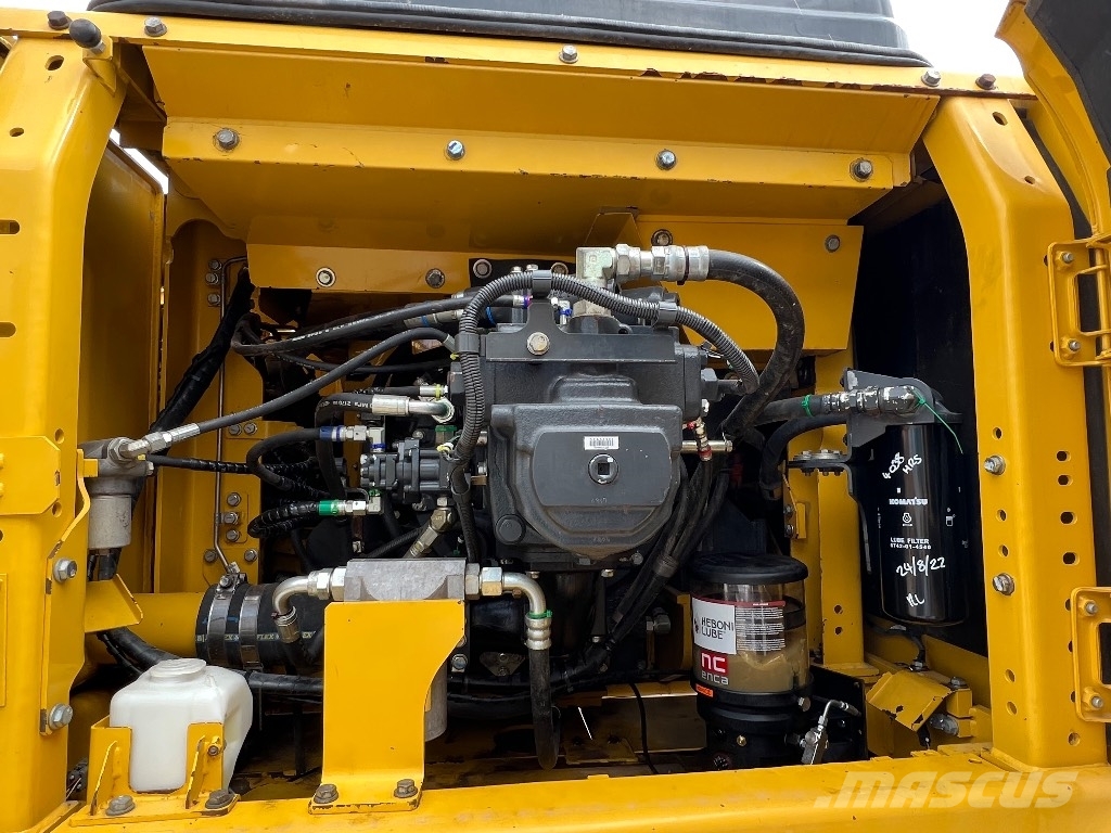 Komatsu HB365 LC-3 Pelle sur chenilles