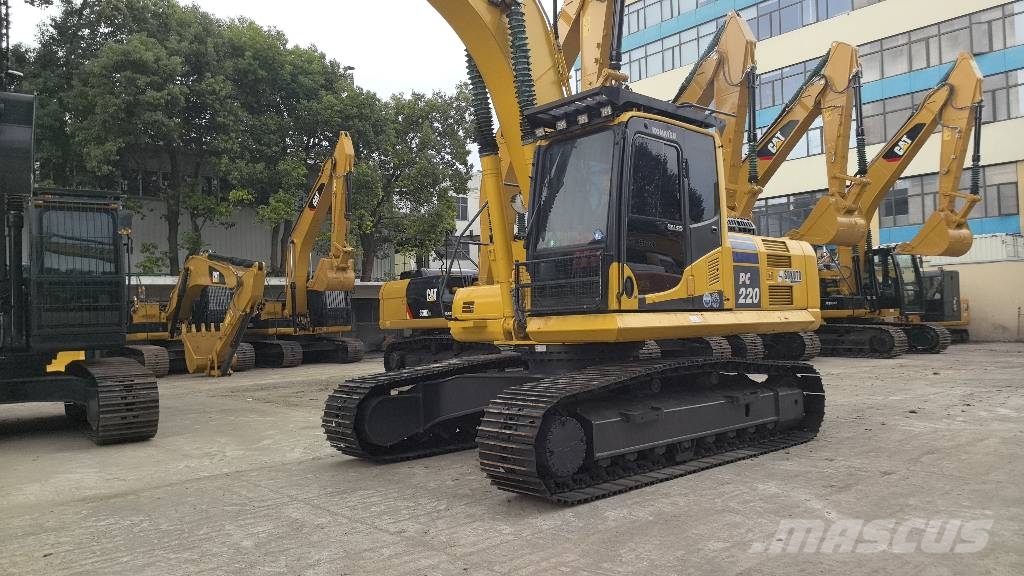 Komatsu PC 220-8 Гусеничні екскаватори